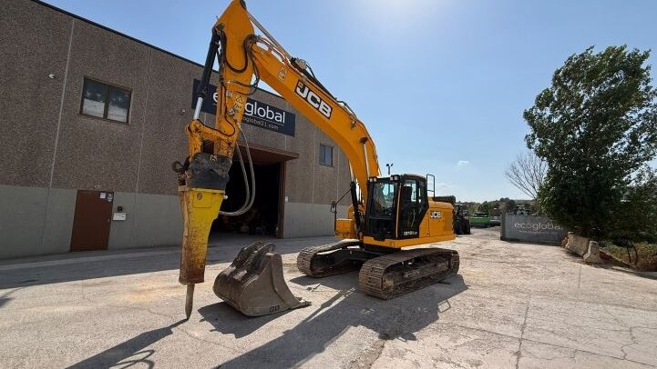 JCB 210 XLC **MARTILLO EPIROC**